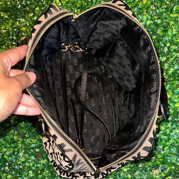 Michael Kors Signature Black and Tan Satchel - Picture 5 of 5